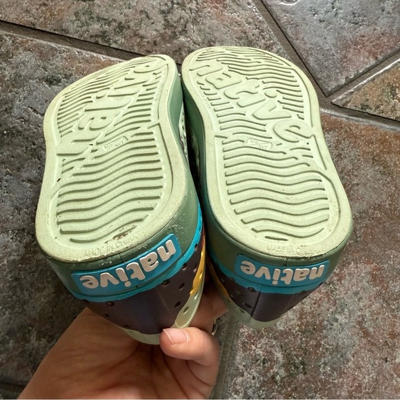 Native Shoes unisex design M5 or W7 slip on water shoes - Picture 10 of 10